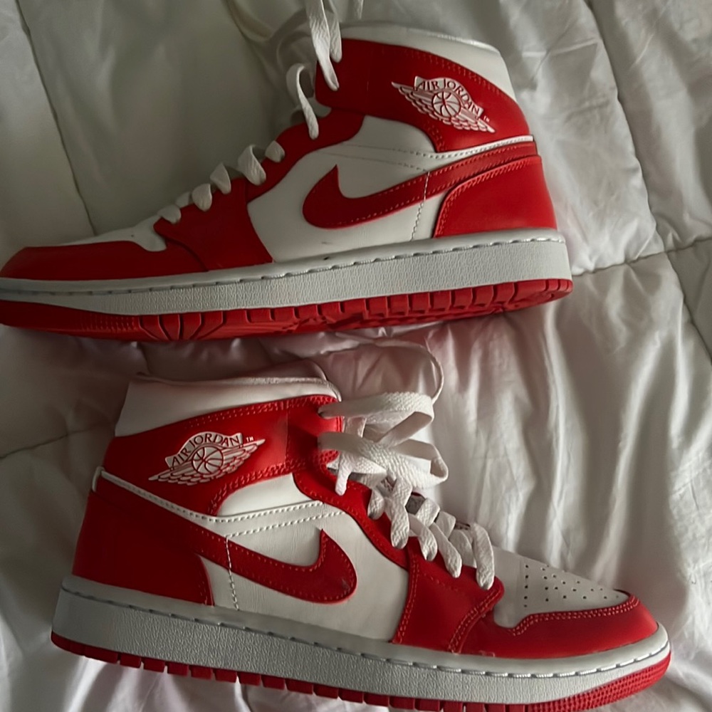 Nike Mid Dunk
